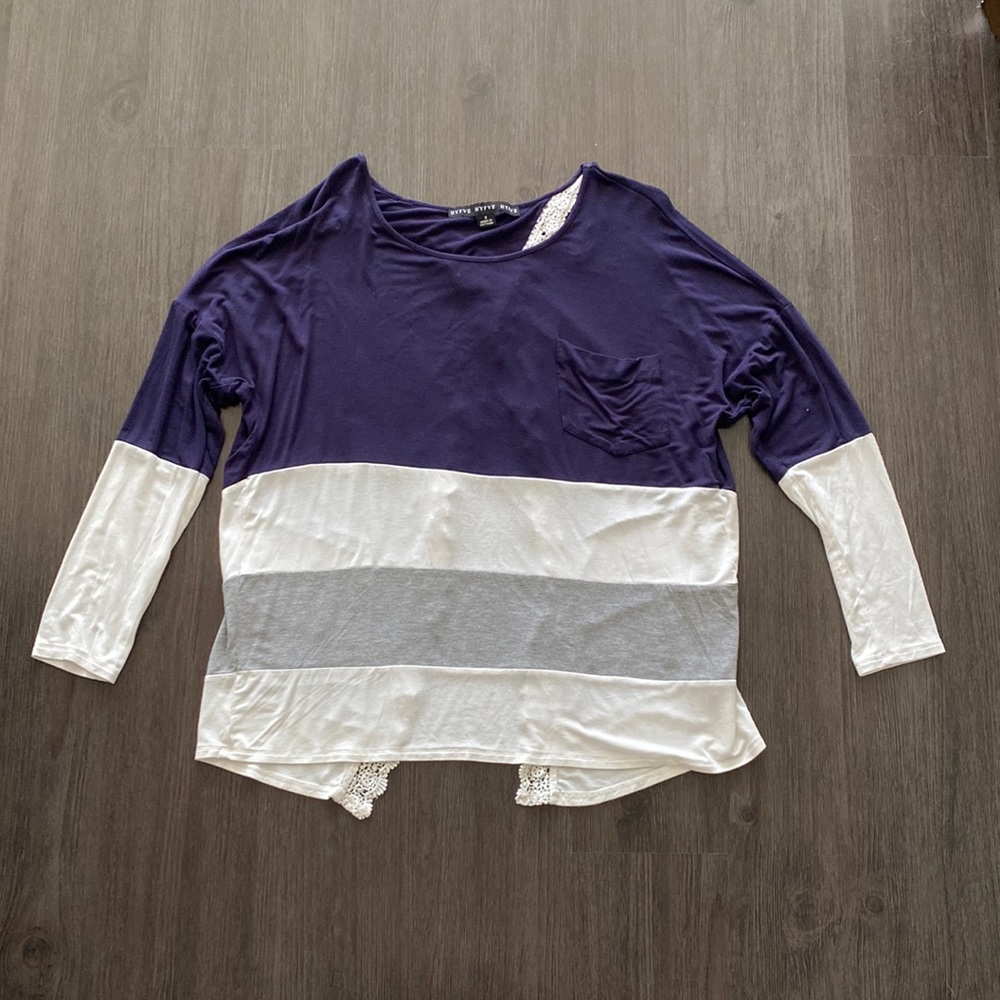 HYFVE Long sleeved tulip back navy, grey, and white top like new!!!